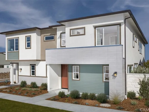 27613 Ensemble Pl, Valencia, CA 97381