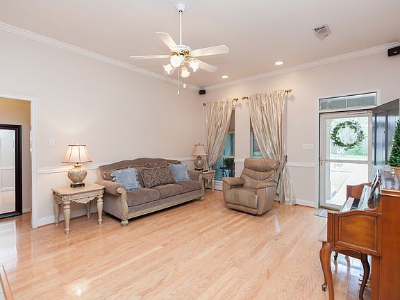 Living Room 10 Ft. Ceilings