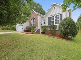 5410 Stone Crossing Dr, Winston Salem, NC 27104