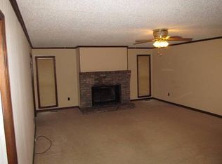 1806 Marion Dr, Tifton, GA 31794