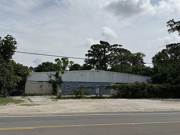 2nd image of 1922 W Main St