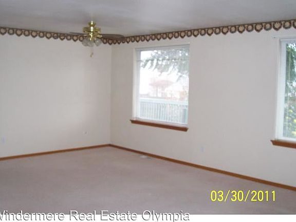 4th image of 3308 Jeri Dr NE