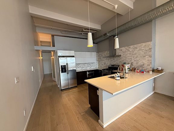 3rd image of 726-28 Market St #703