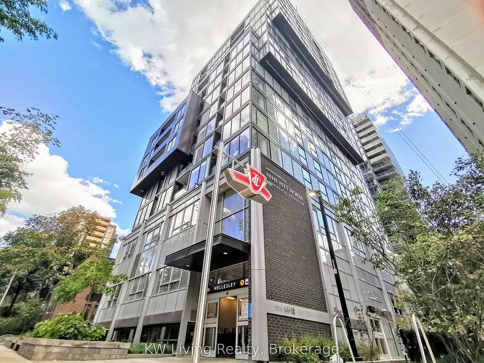17 Dundonald St #501