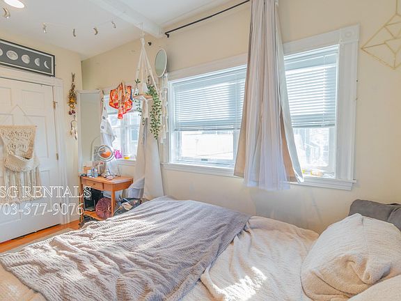 4th image of 193 Cypress St #2