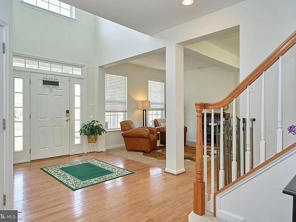 5th image of 402 Talamore Dr