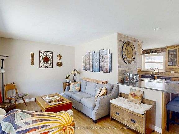 5th image of 532 Fenel Rd