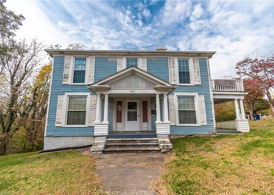 1st image of 404 Rockford St
