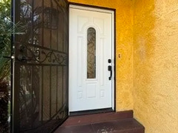5957 Fishburn Ave, Huntington Park, CA 90255