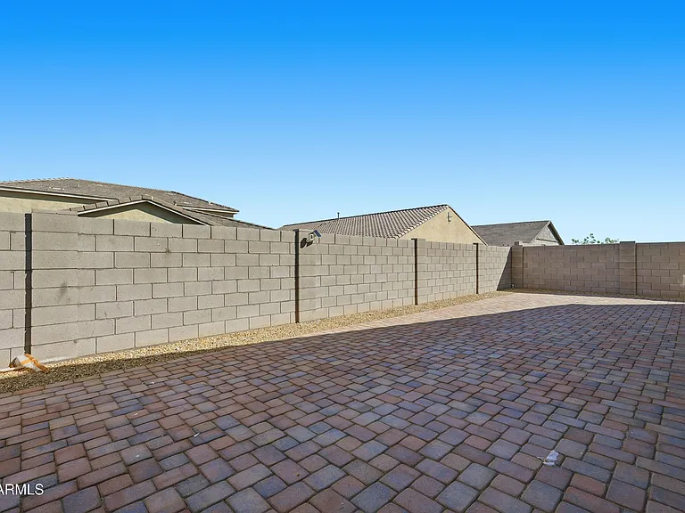 4650 W Gilbert Ct — Photo 26