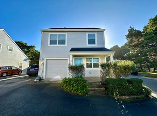 1499 Ginkgo Ct, Bandon, OR 97411