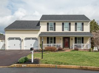 502 Donegal Ct, Royersford, PA 19468