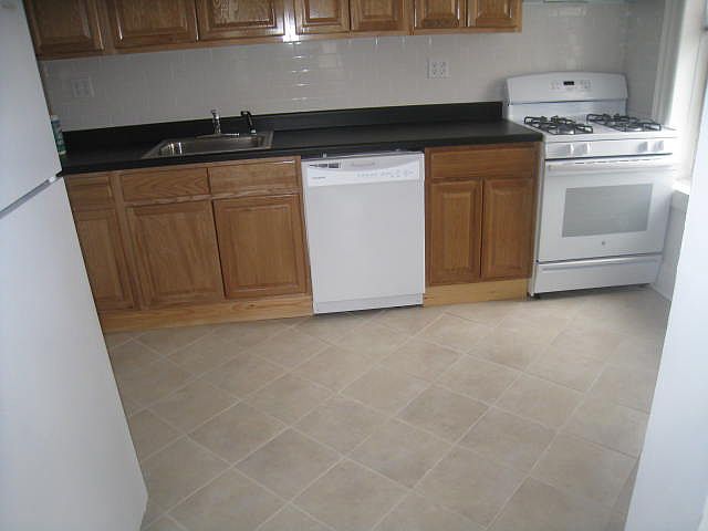 1st image of 2302 33rd St #3