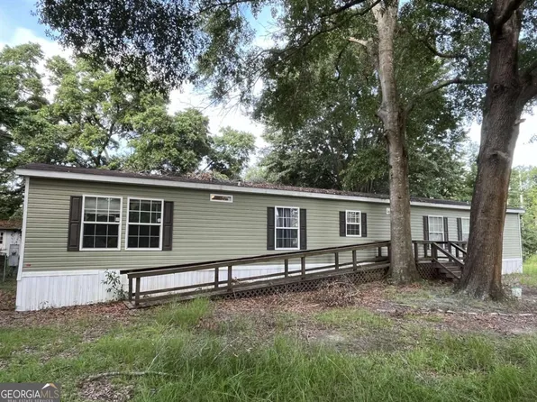 175 Bob White Cir, Jesup, GA 31545