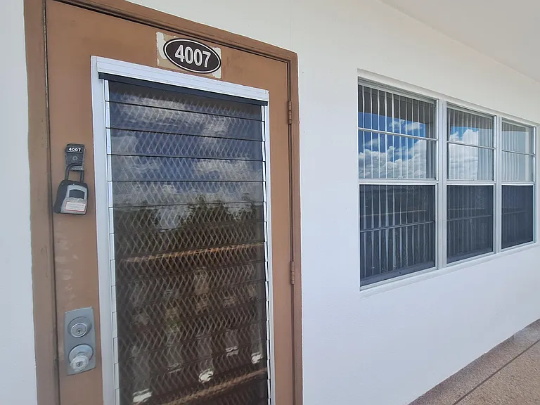 4007 Cornwall Dr #4007-A — Photo 16