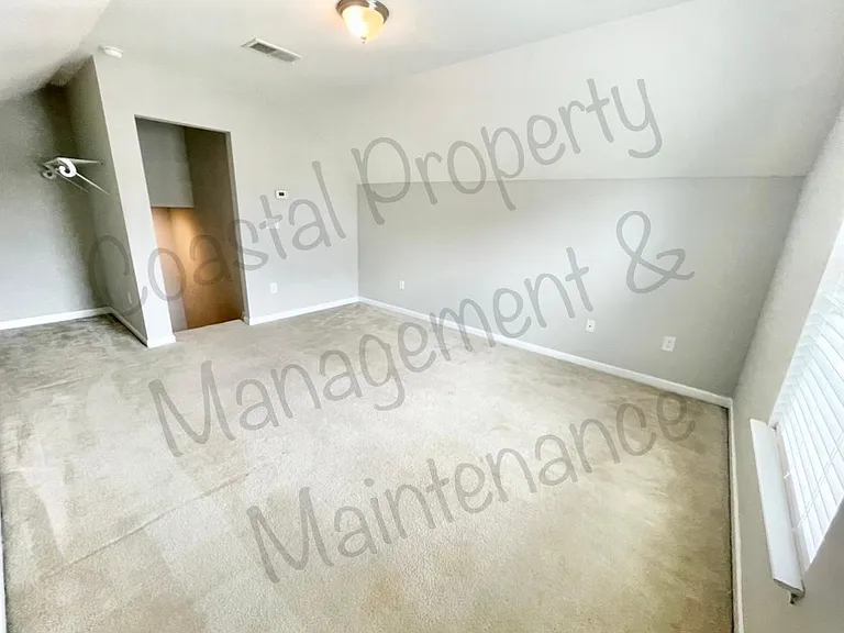 135 Carolina Oaks Dr — Photo 23