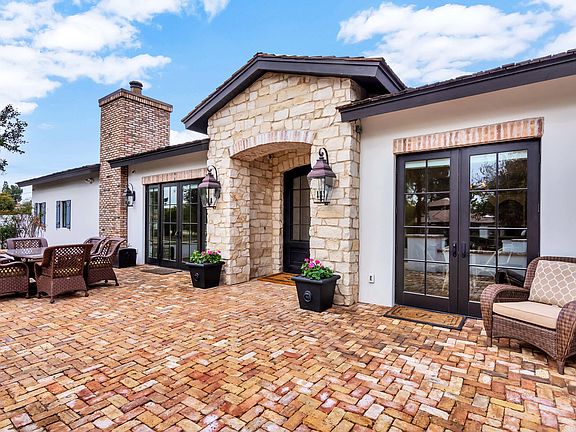 4th image of 5438 E Calle Del Norte