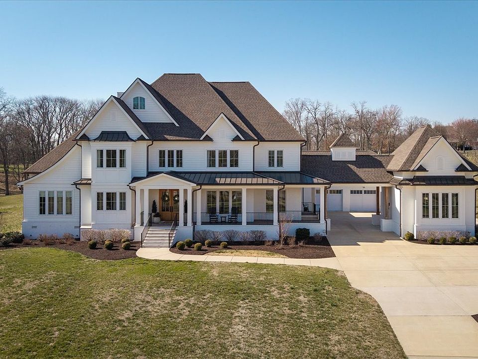 1st image of 201 Palmer Cir