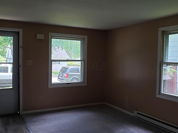 3rd image of 20 Graham Ave