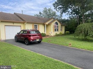 225 Privateer Rd, Manahawkin, NJ 08050