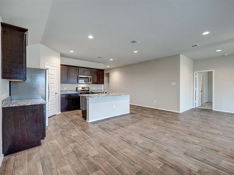 1710 Goose Island Ln — Photo 30