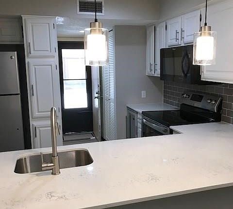 3rd image of 18240 Midway Rd APT 303