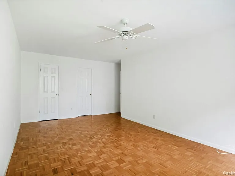 500 Central Park Ave #145 — Photo 14