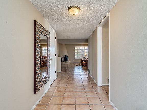 4th image of 9142 E Visco Pl