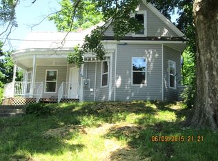 918 7th St, Boonville, MO 65233