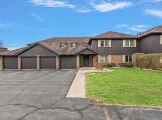2533 E Lakeshore Dr UNIT A-35, Crown Point, IN 46307