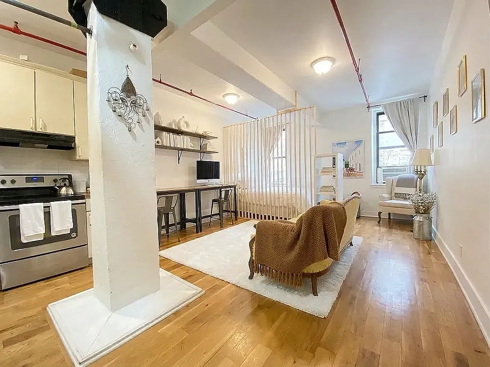 101 Sutton St #3