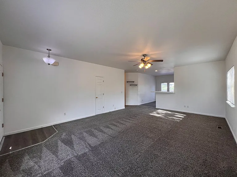 1258 Eider Cir — Photo 4