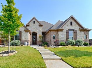 8625 Bridle Path Ln, North Richland Hills, TX 76182