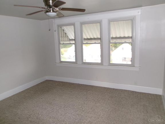 4th image of 5721 Carthage Ave