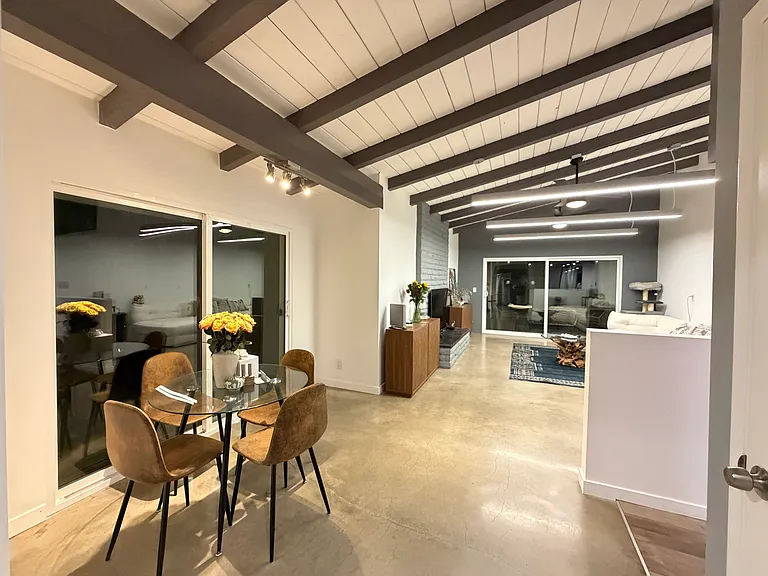 22701 Martha St — Photo 19