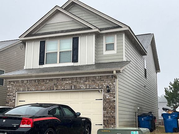 2nd image of 200 Leland Ln
