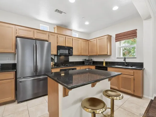 16942 Vasquez Way Unit 102, San Diego, CA 92127