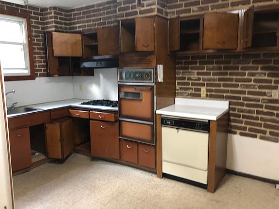 5th image of 55 Wales Ave #2