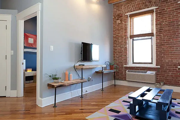 Rented by Dream Space Realty | media 14