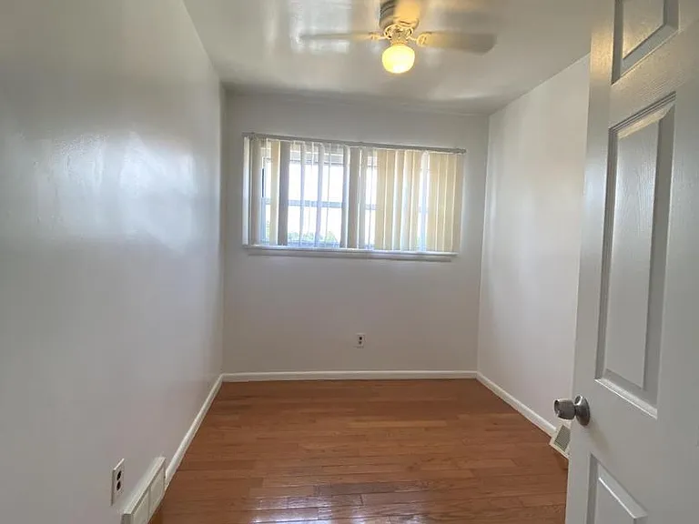 12673 Biscayne Dr — Photo 13