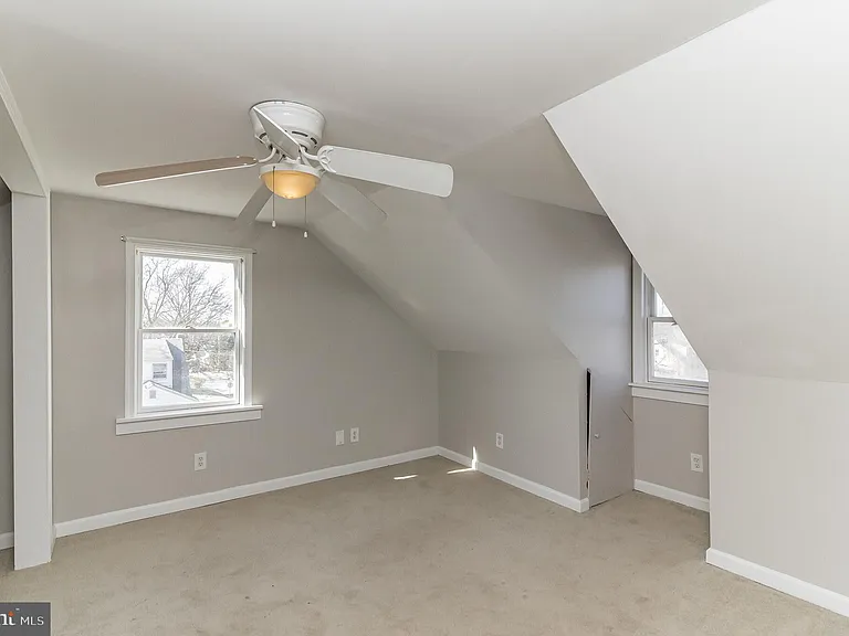 25 Birch Ave — Photo 23