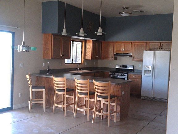 4th image of 640 E Agave Dr