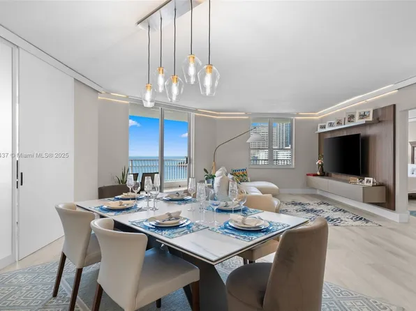 701 Brickell Key Blvd APT 1812, Miami, FL 33131