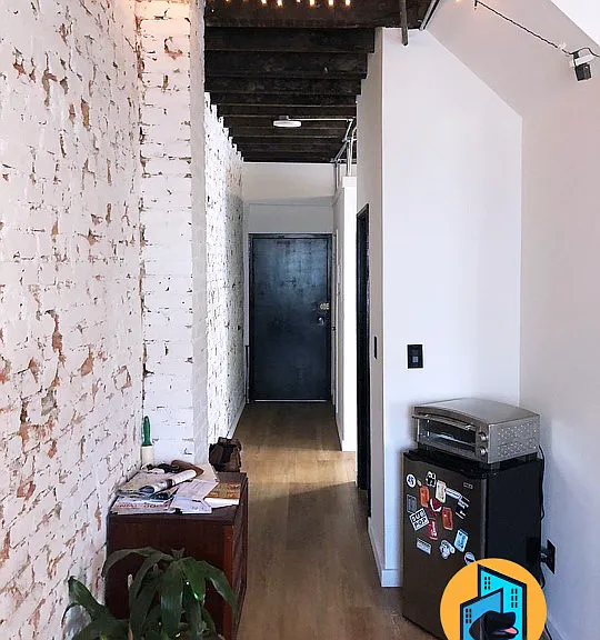 525 E 13th St #4 — Photo 8