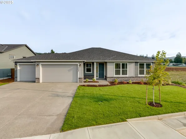 3043 Salmon St, Woodland, WA 98674