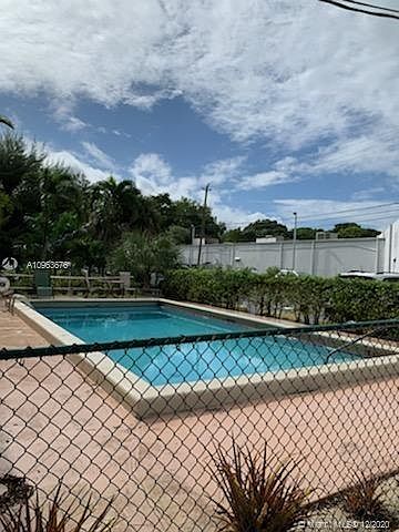 1st image of 7901 SW 64th Ave APT 20