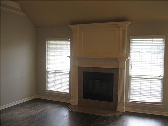 5th image of 1892 N Batsford Dr