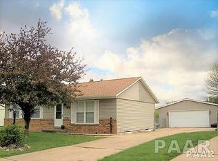 414 Pontiac Rd, Marquette Heights, IL 61554