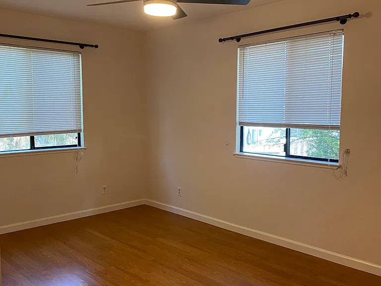 555 Boyes Blvd #B — Photo 7