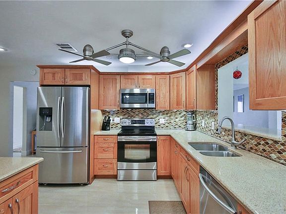 2nd image of 4706 S Landings Dr